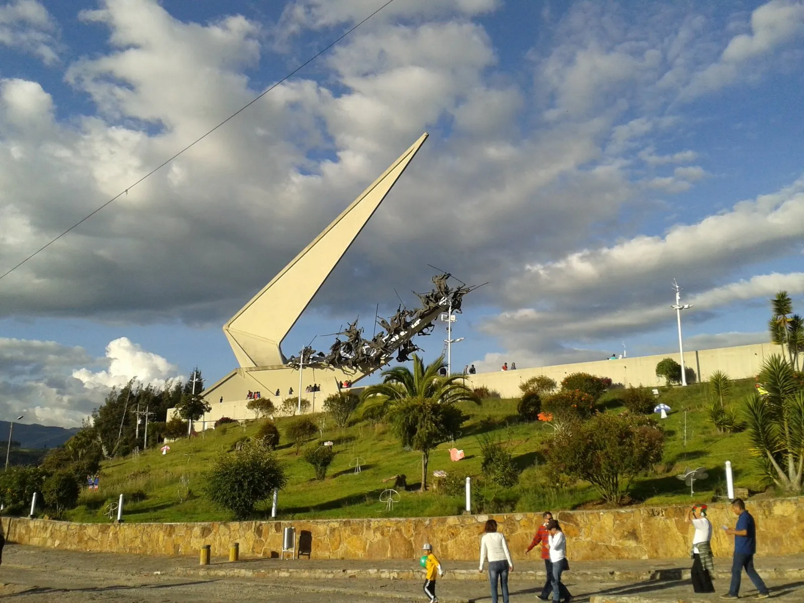 Pantano de Vargas monument, Paipa